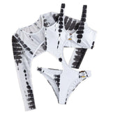 Traje de baño de una pieza con top corto y aros en contraste con aberturas y cubierta